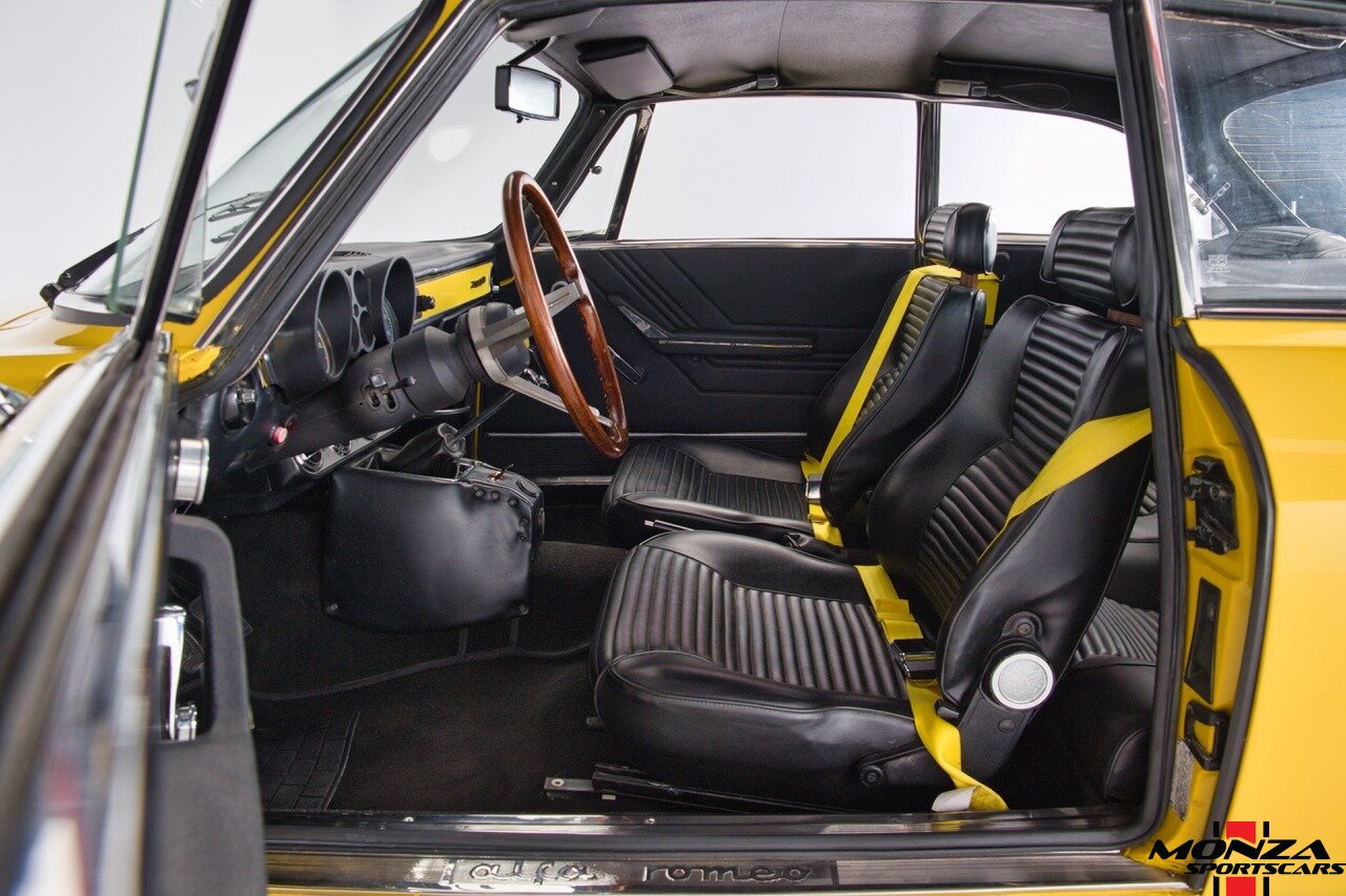 1974 Alfa Romeo GTV 2000   - Photo 24 - Houston, TX 77024