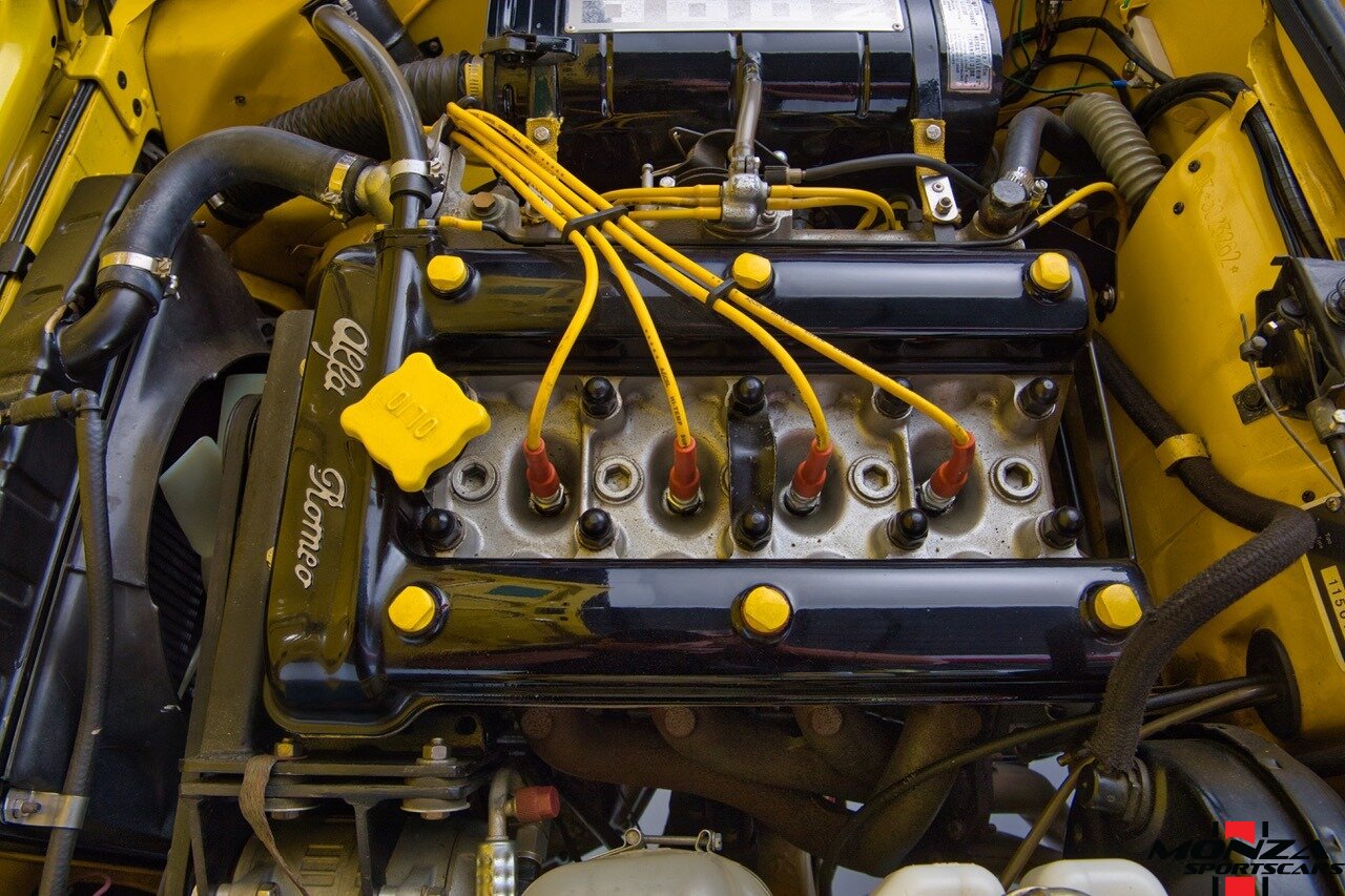 1974 Alfa Romeo GTV 2000   - Photo 52 - Houston, TX 77024