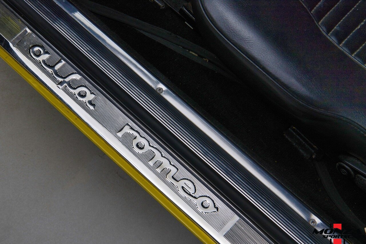 1974 Alfa Romeo GTV 2000   - Photo 25 - Houston, TX 77024