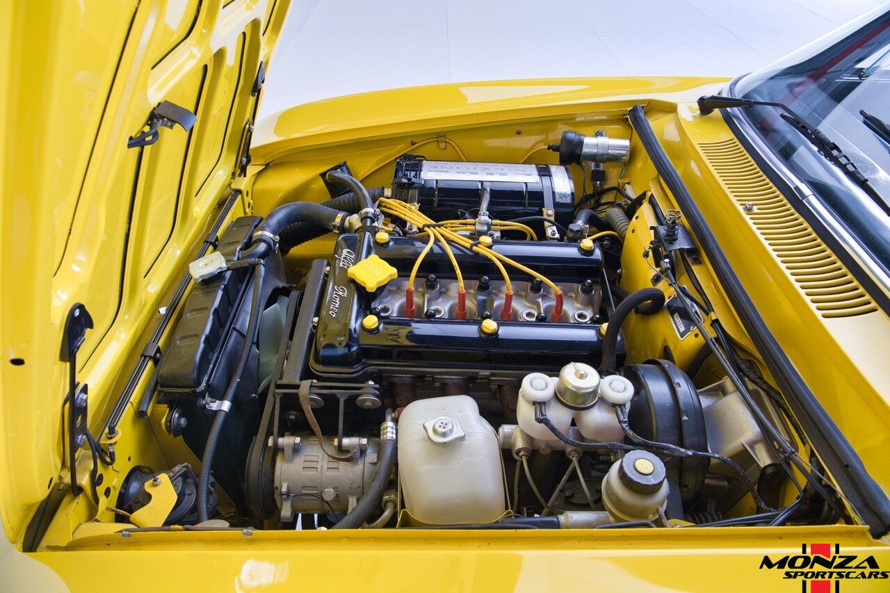 1974 Alfa Romeo GTV 2000   - Photo 47 - Houston, TX 77024