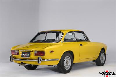 1974 Alfa Romeo GTV 2000   - Photo 11 - Houston, TX 77024