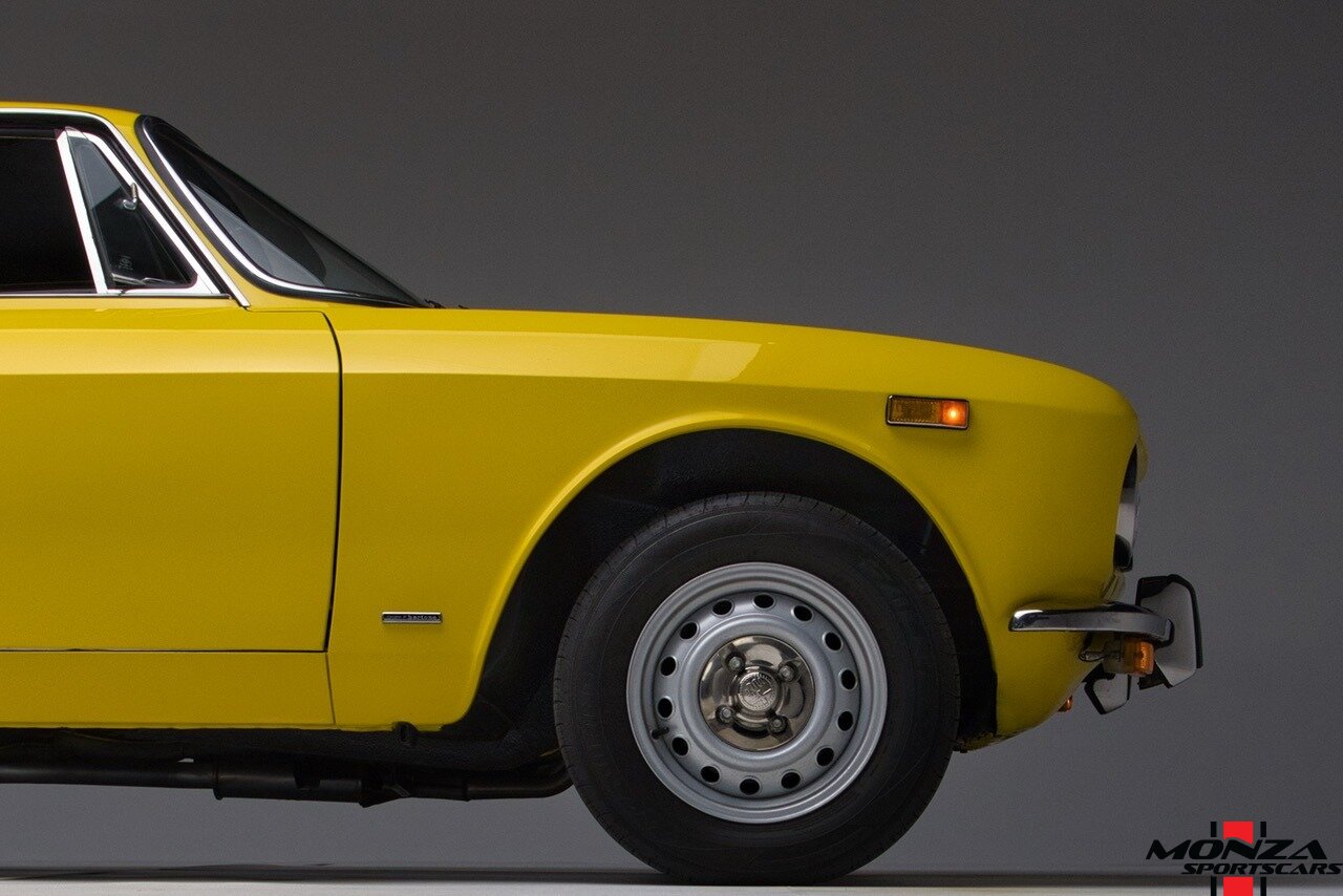 1974 Alfa Romeo GTV 2000   - Photo 66 - Houston, TX 77024