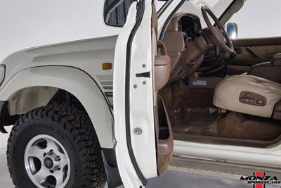 1995 Toyota Land Cruiser 80 Series   - Photo 127 - Houston, TX 77024