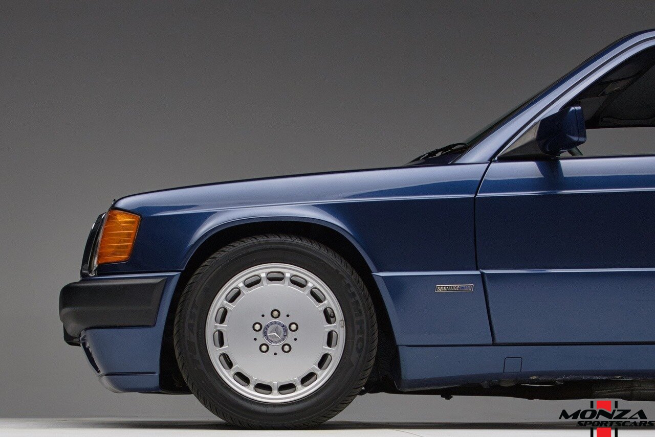 1990 Mercedes-Benz 2.6   - Photo 30 - Houston, TX 77024