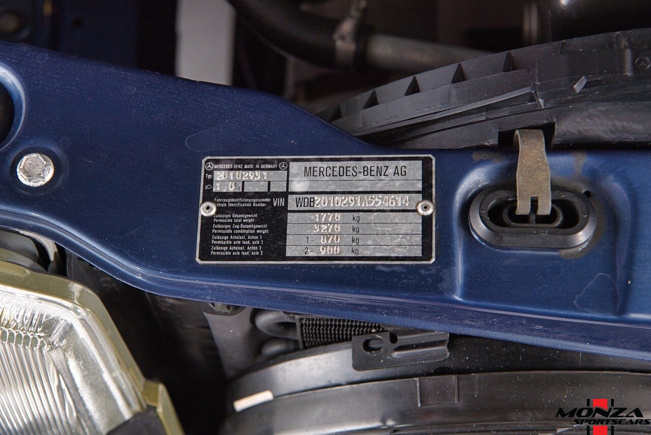 1990 Mercedes-Benz 2.6   - Photo 137 - Houston, TX 77024