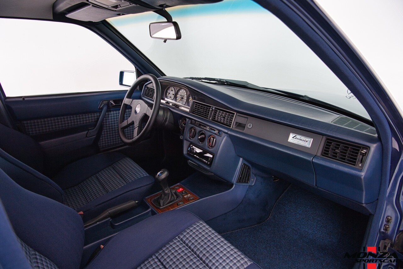 1990 Mercedes-Benz 2.6   - Photo 77 - Houston, TX 77024