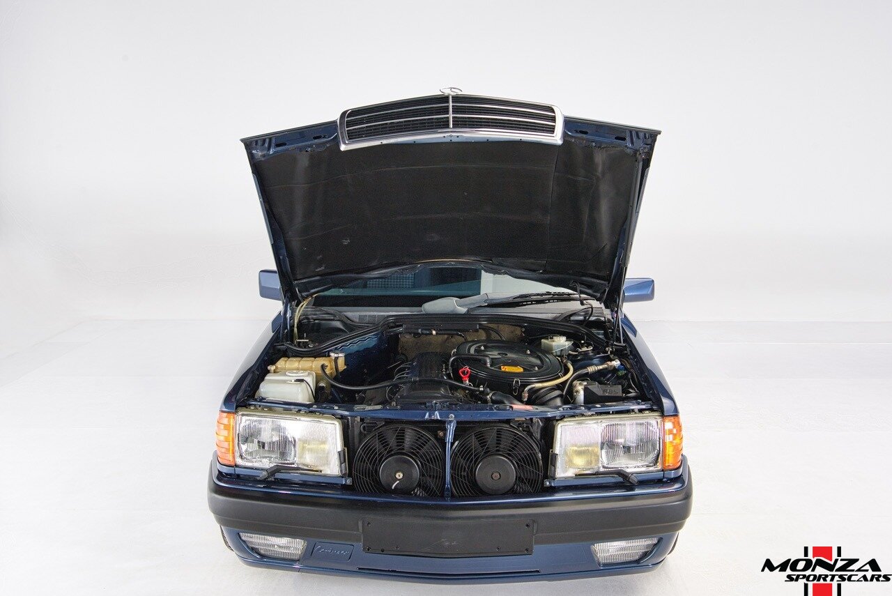 1990 Mercedes-Benz 2.6   - Photo 132 - Houston, TX 77024