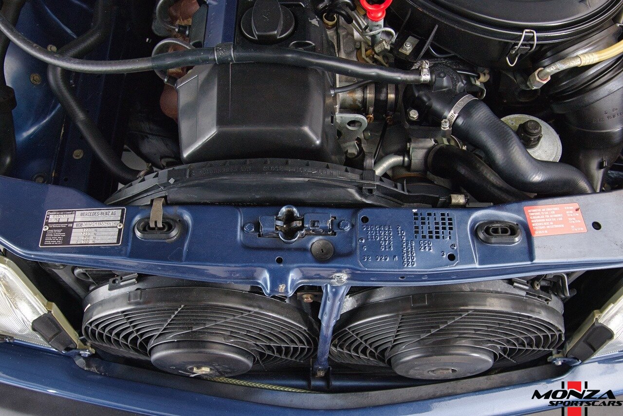 1990 Mercedes-Benz 2.6   - Photo 139 - Houston, TX 77024