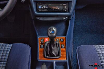 1990 Mercedes-Benz 2.6   - Photo 67 - Houston, TX 77024