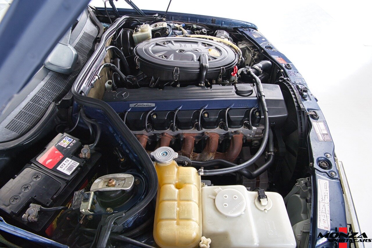 1990 Mercedes-Benz 2.6   - Photo 144 - Houston, TX 77024