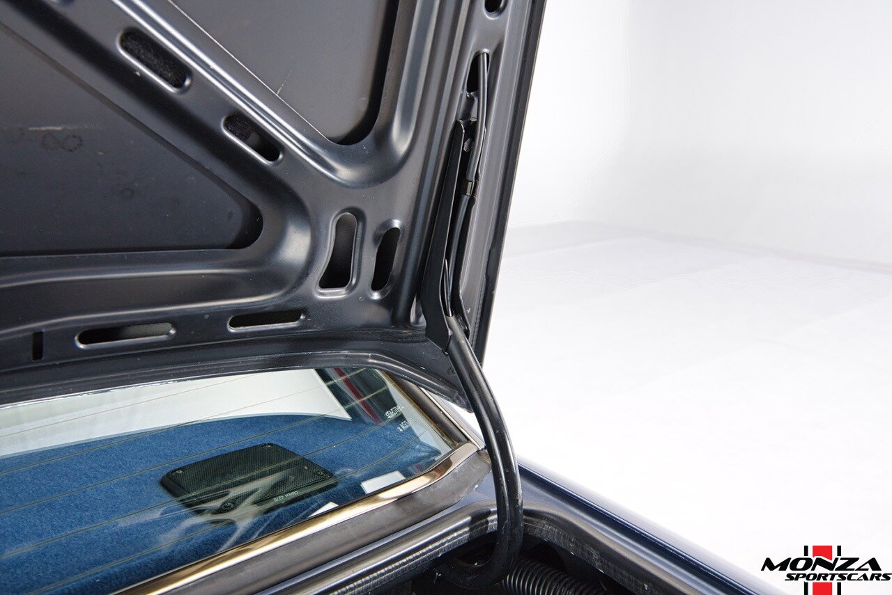 1990 Mercedes-Benz 2.6   - Photo 122 - Houston, TX 77024