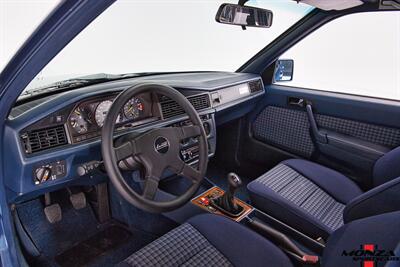 1990 Mercedes-Benz 2.6   - Photo 57 - Houston, TX 77024