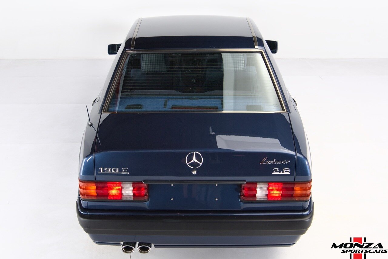 1990 Mercedes-Benz 2.6   - Photo 27 - Houston, TX 77024