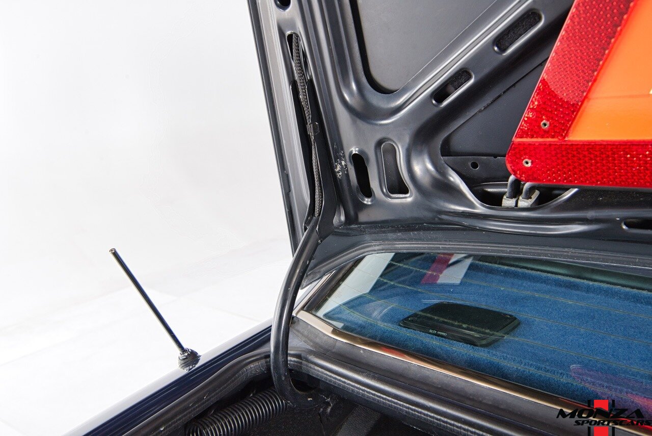 1990 Mercedes-Benz 2.6   - Photo 121 - Houston, TX 77024