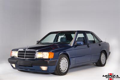 1990 Mercedes-Benz 2.6   - Photo 3 - Houston, TX 77024