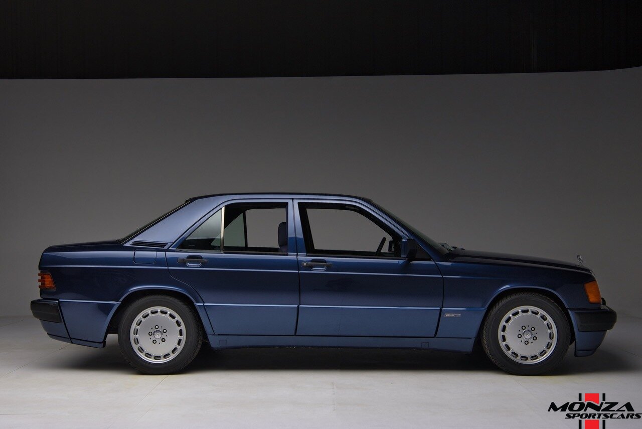 1990 Mercedes-Benz 2.6   - Photo 29 - Houston, TX 77024