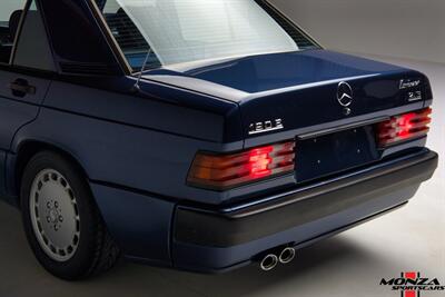 1990 Mercedes-Benz 2.6   - Photo 38 - Houston, TX 77024