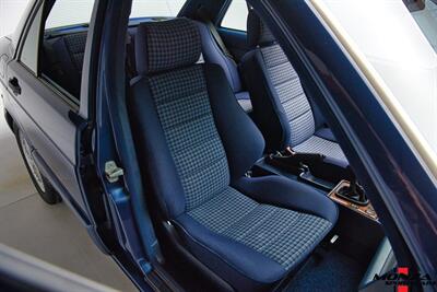 1990 Mercedes-Benz 2.6   - Photo 79 - Houston, TX 77024