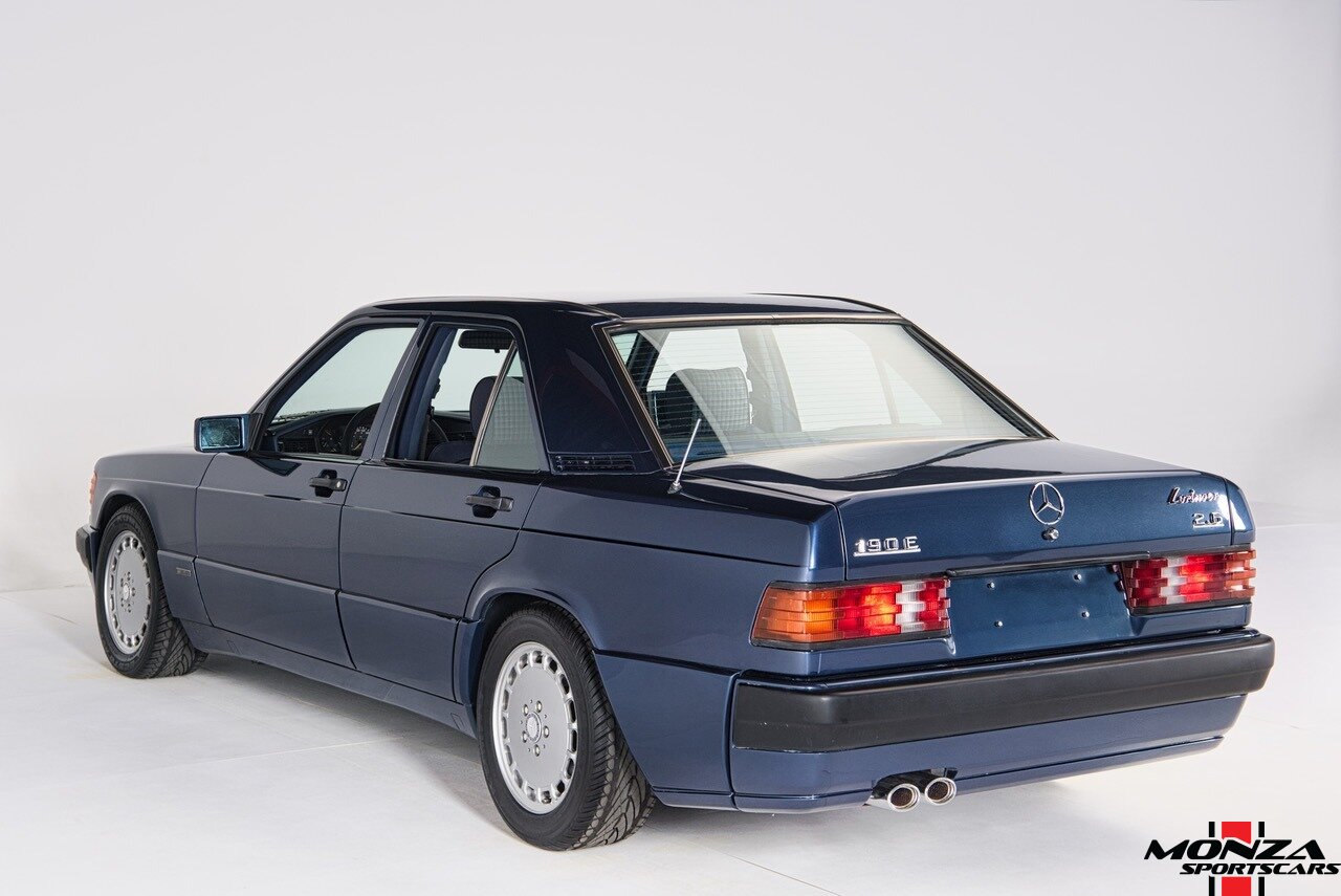 1990 Mercedes-Benz 2.6   - Photo 6 - Houston, TX 77024