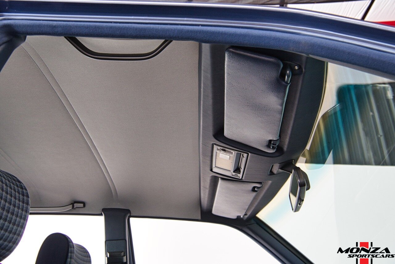 1990 Mercedes-Benz 2.6   - Photo 71 - Houston, TX 77024