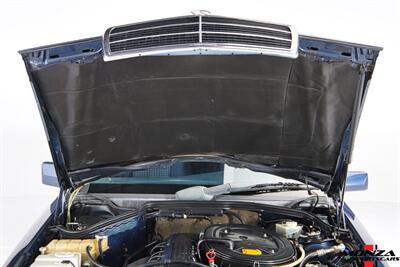 1990 Mercedes-Benz 2.6   - Photo 133 - Houston, TX 77024