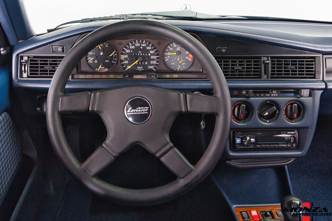 1990 Mercedes-Benz 2.6   - Photo 59 - Houston, TX 77024