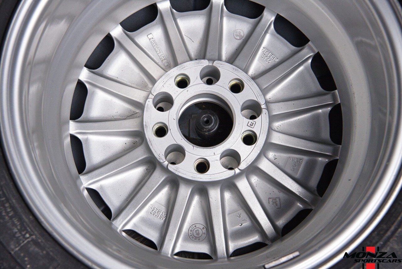 1990 Mercedes-Benz 2.6   - Photo 128 - Houston, TX 77024