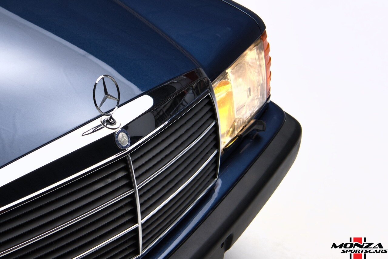 1990 Mercedes-Benz 2.6   - Photo 25 - Houston, TX 77024