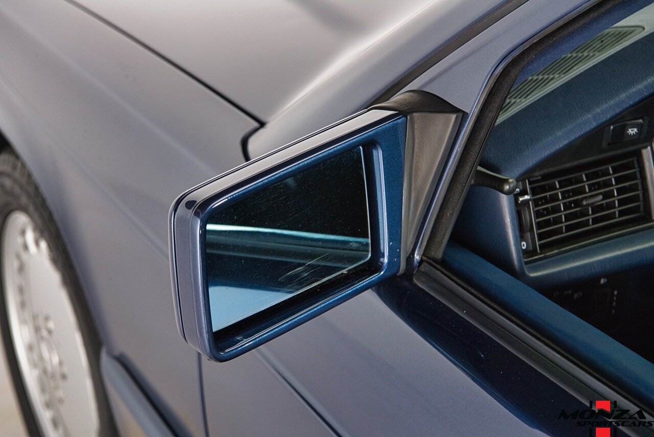 1990 Mercedes-Benz 2.6   - Photo 43 - Houston, TX 77024