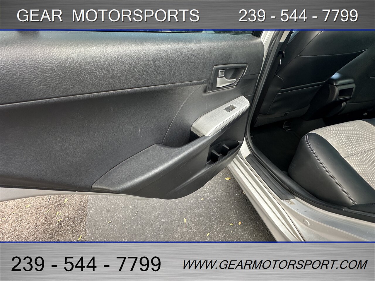 2012 Toyota Camry SE   - Photo 18 - Estero, FL 33928