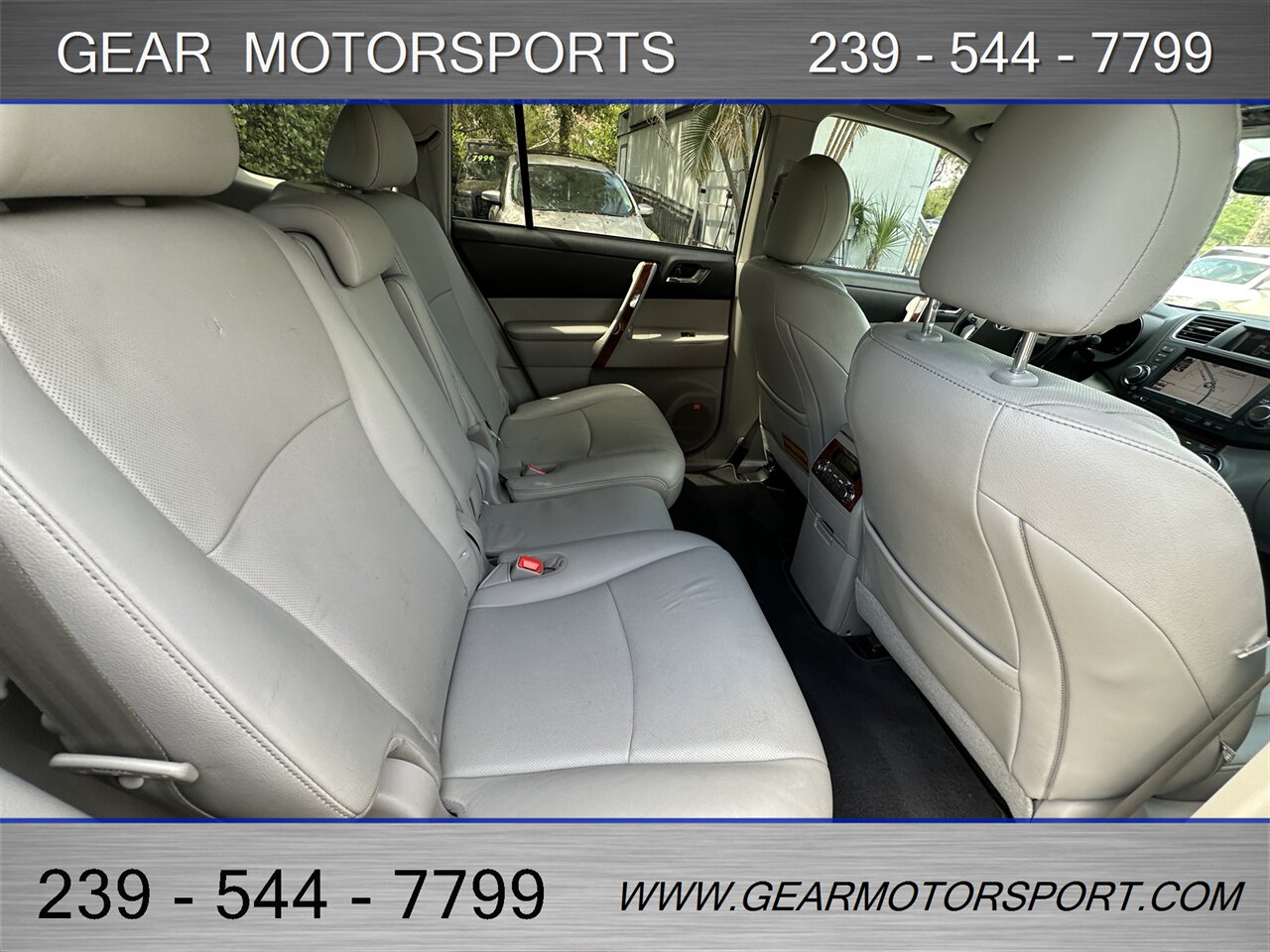 2012 Toyota Highlander Limited 3.5L V6 3rd Row   - Photo 15 - Estero, FL 33928
