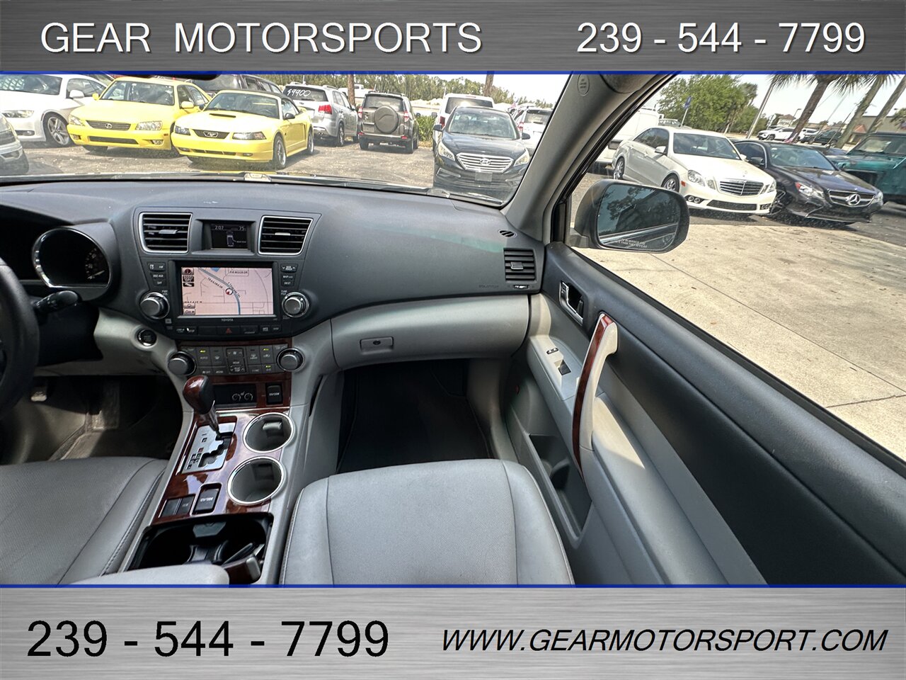 2012 Toyota Highlander Limited 3.5L V6 3rd Row   - Photo 20 - Estero, FL 33928