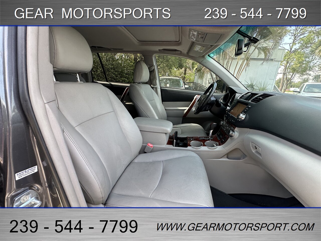 2012 Toyota Highlander Limited 3.5L V6 3rd Row   - Photo 22 - Estero, FL 33928