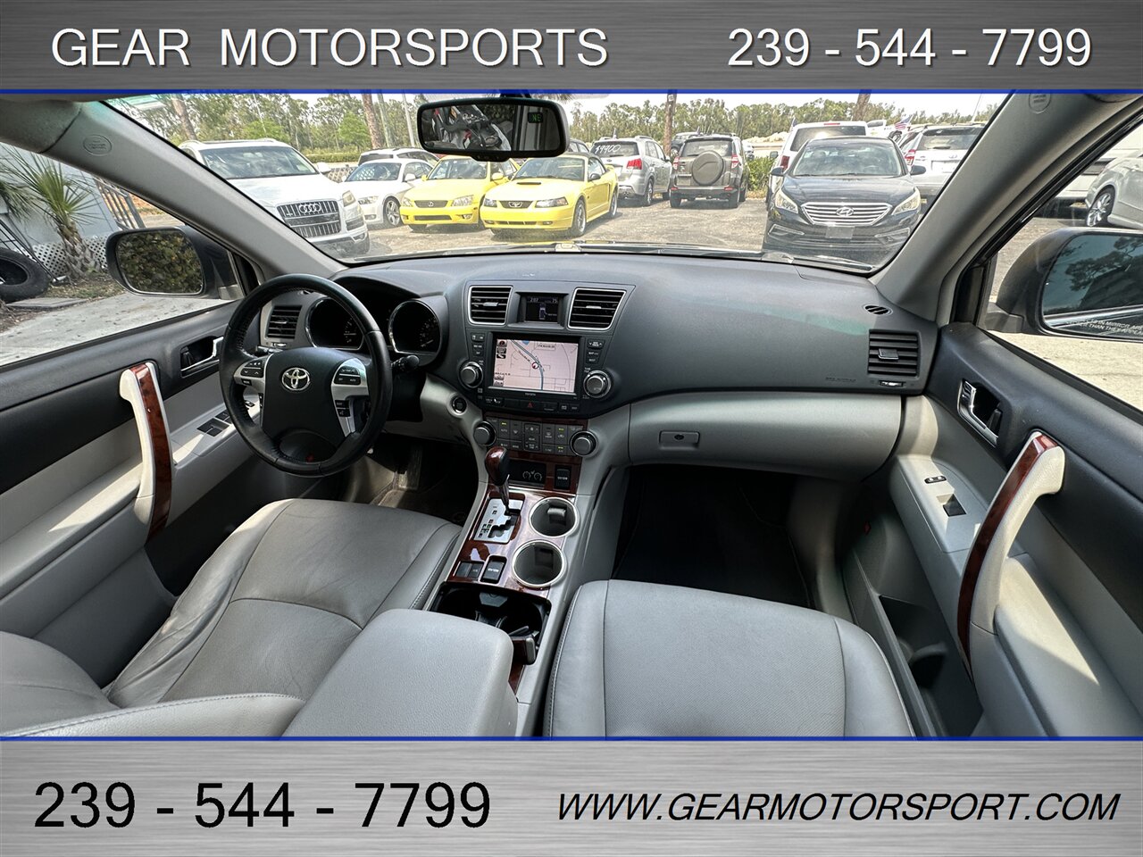 2012 Toyota Highlander Limited 3.5L V6 3rd Row   - Photo 18 - Estero, FL 33928
