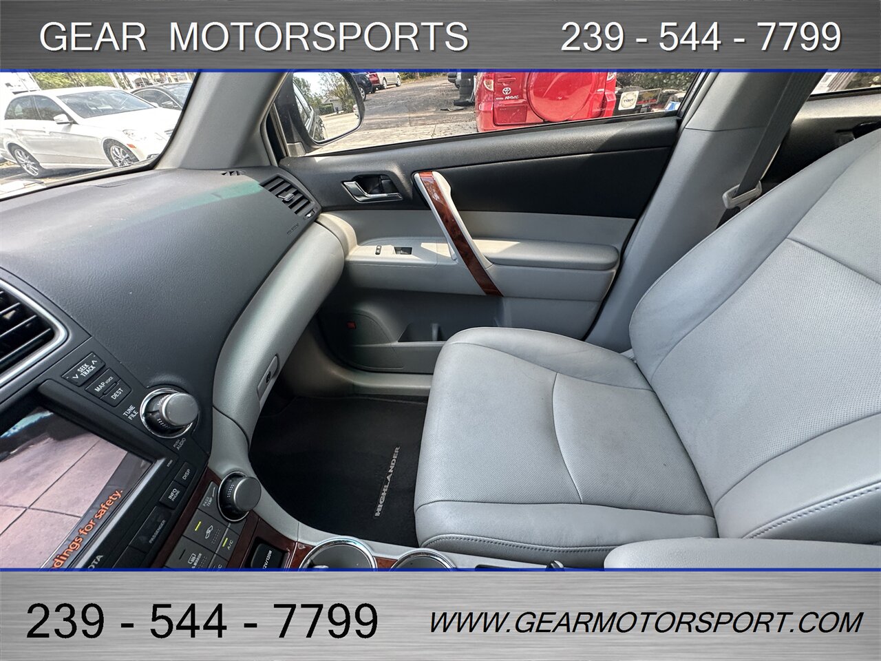 2012 Toyota Highlander Limited 3.5L V6 3rd Row   - Photo 37 - Estero, FL 33928