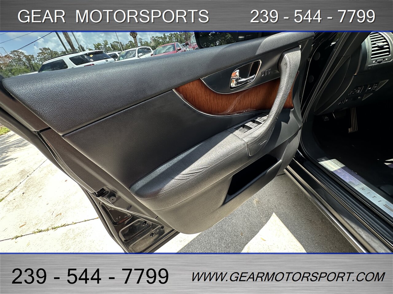 2011 INFINITI FX35 AWD 3.5L V6 - Photo 11 - Estero, FL 33928