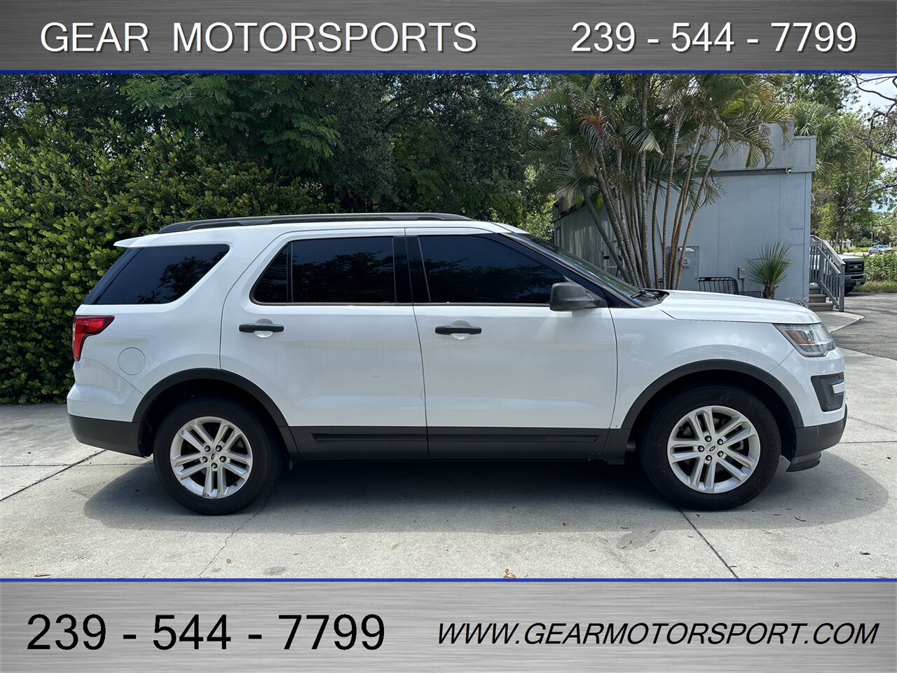 2017 Ford Explorer - Photo 5 - Estero, FL 33928
