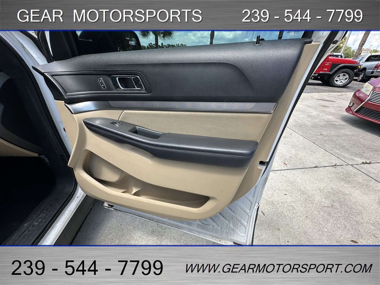 2017 Ford Explorer - Photo 21 - Estero, FL 33928