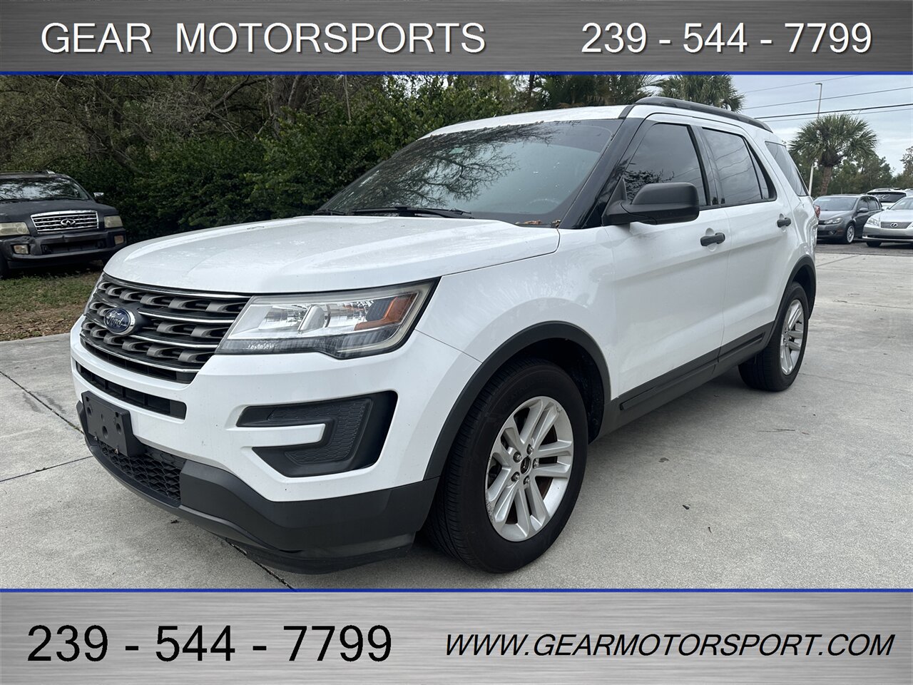 2017 Ford Explorer   - Photo 3 - Estero, FL 33928