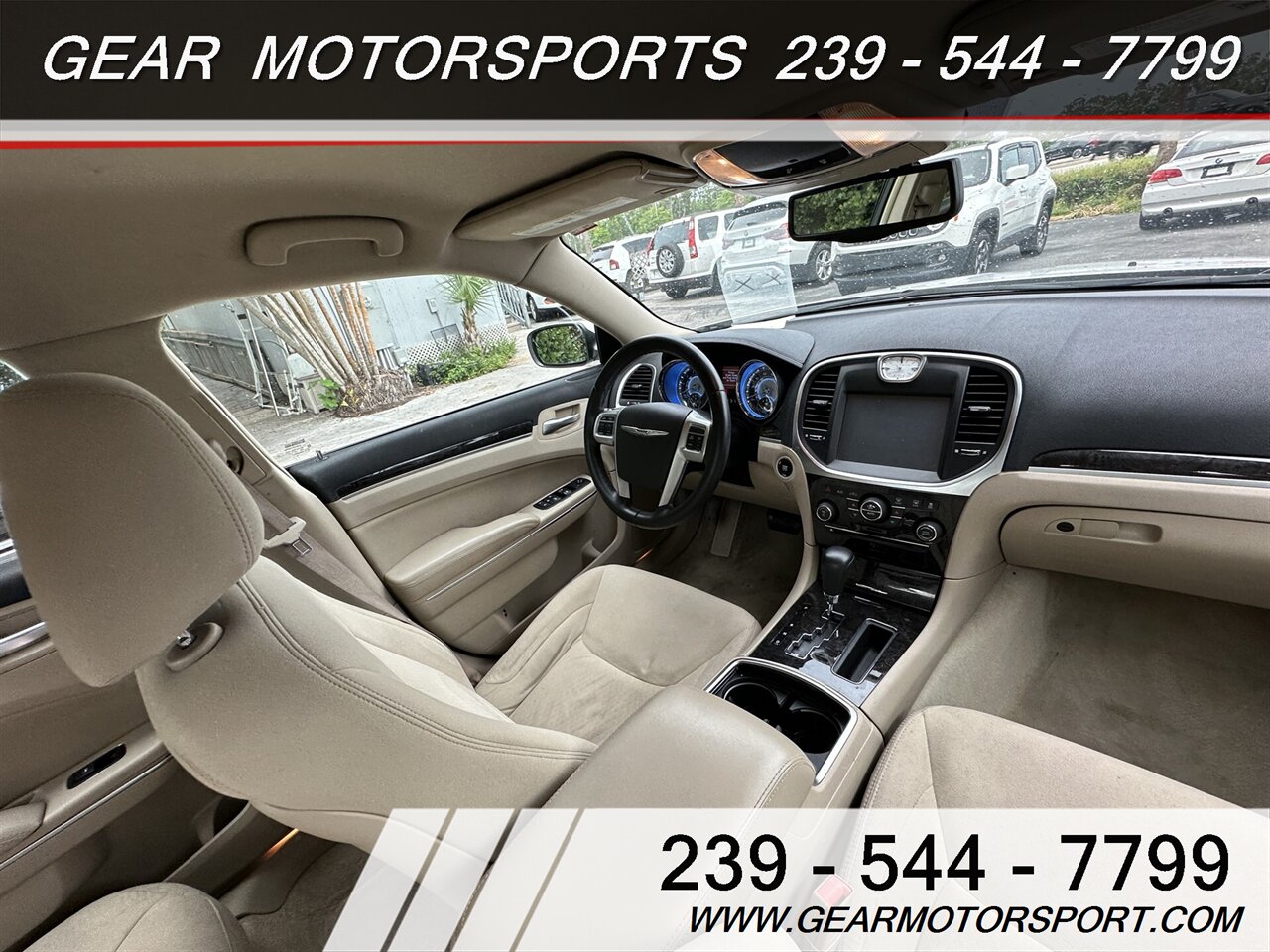 2011 Chrysler 300 3.6L V6 JUST 62K miles ONE OWNER - Photo 11 - Estero, FL 33928