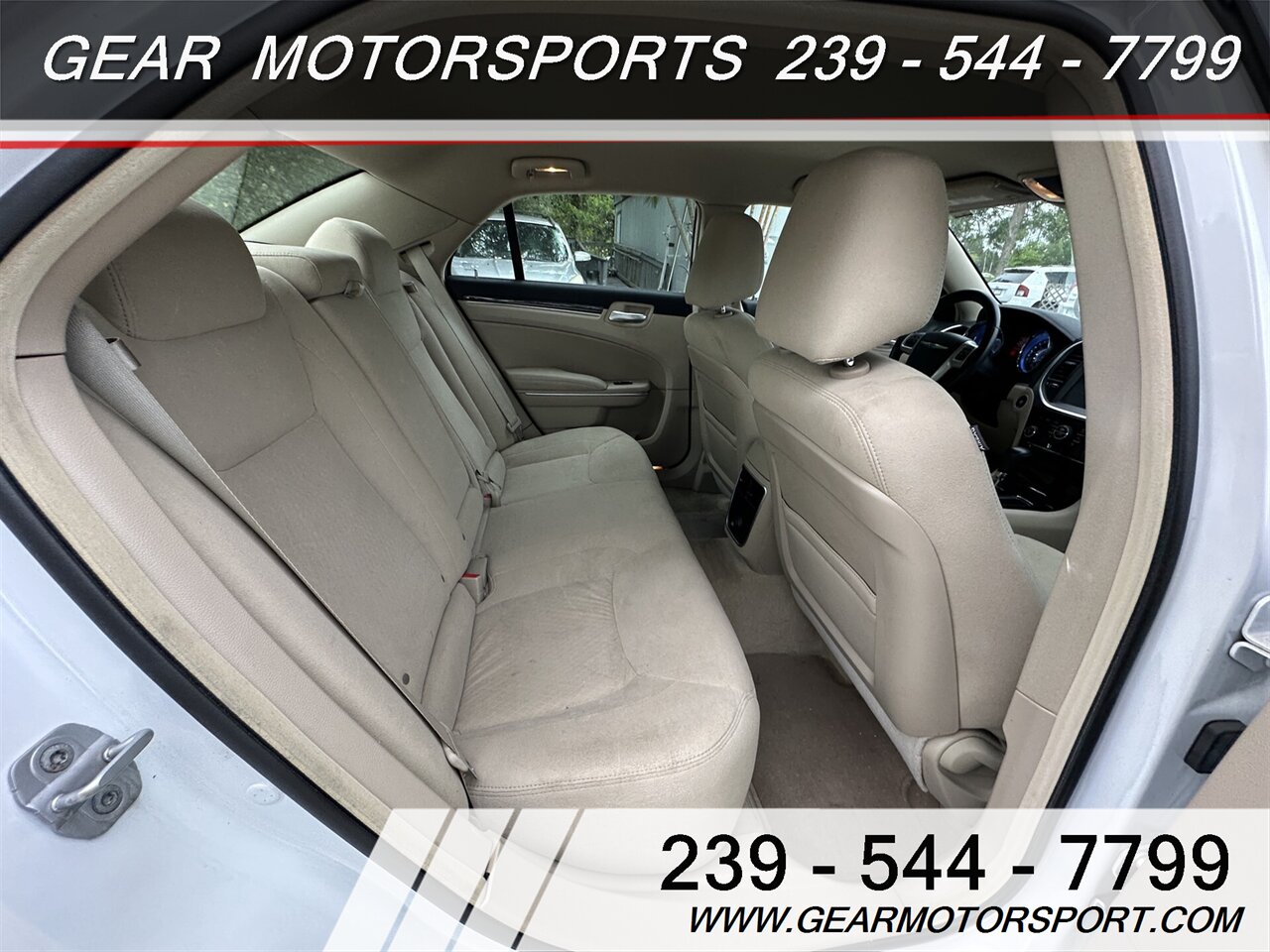 2011 Chrysler 300 3.6L V6 JUST 62K miles ONE OWNER - Photo 10 - Estero, FL 33928