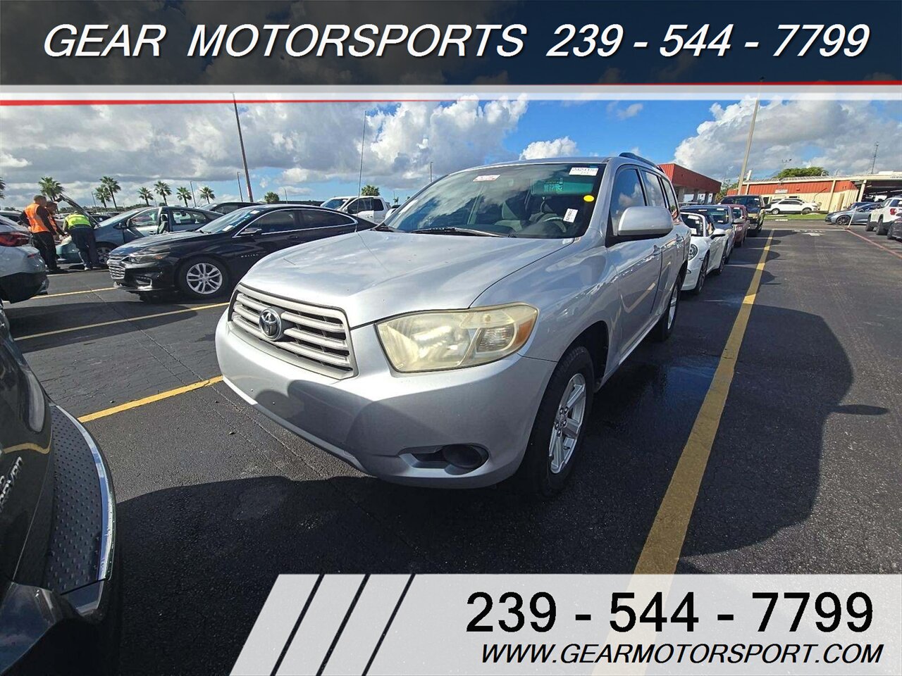 2010 Toyota Highlander FWD 2.7L 27 MPG, 8 Seater   - Photo 1 - Estero, FL 33928
