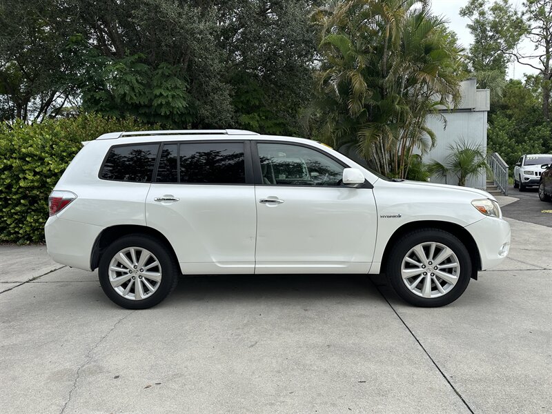 2008 Toyota Highlander Hybrid Limited AWD  