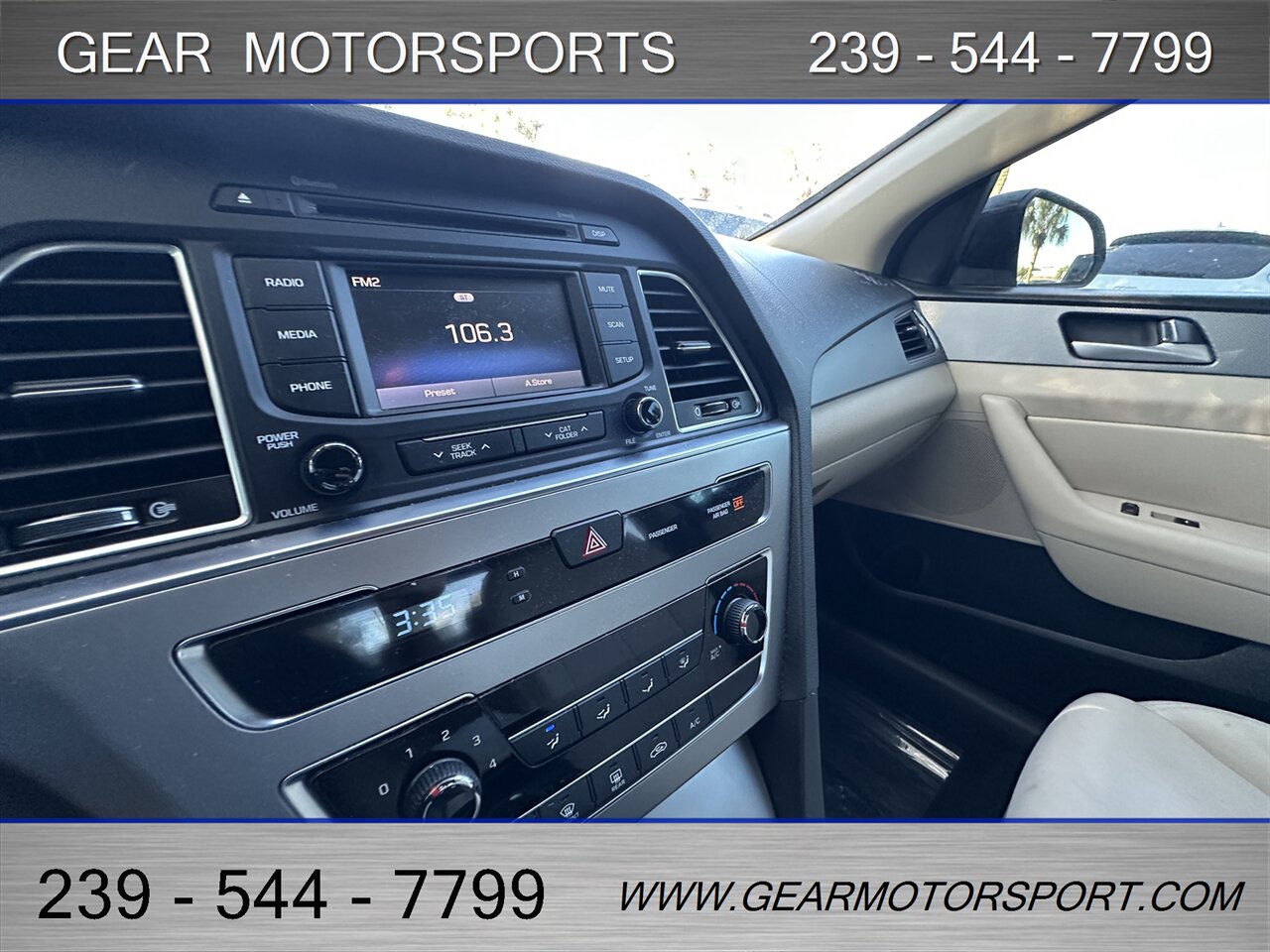 2015 Hyundai SONATA SE   - Photo 16 - Estero, FL 33928