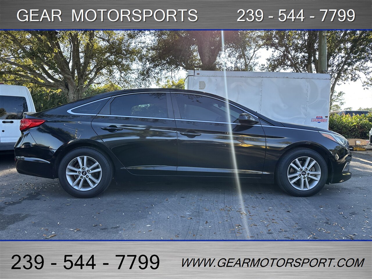 2015 Hyundai SONATA SE   - Photo 2 - Estero, FL 33928