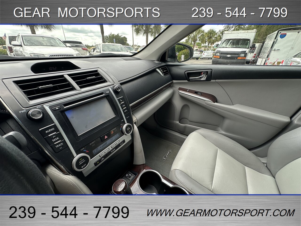 2012 Toyota Camry XLE V6 - Photo 16 - Estero, FL 33928