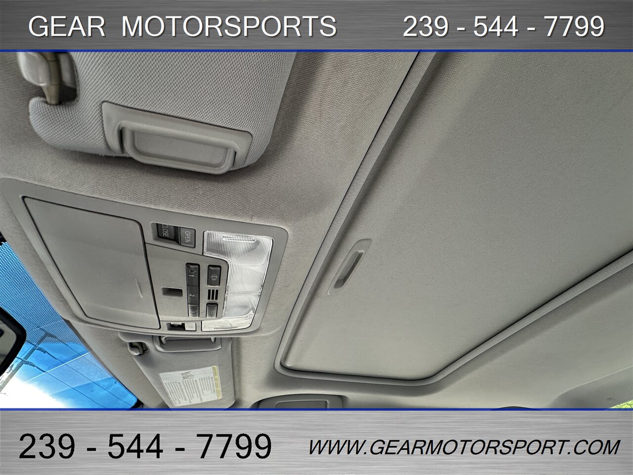 2012 Toyota Camry XLE V6 - Photo 23 - Estero, FL 33928