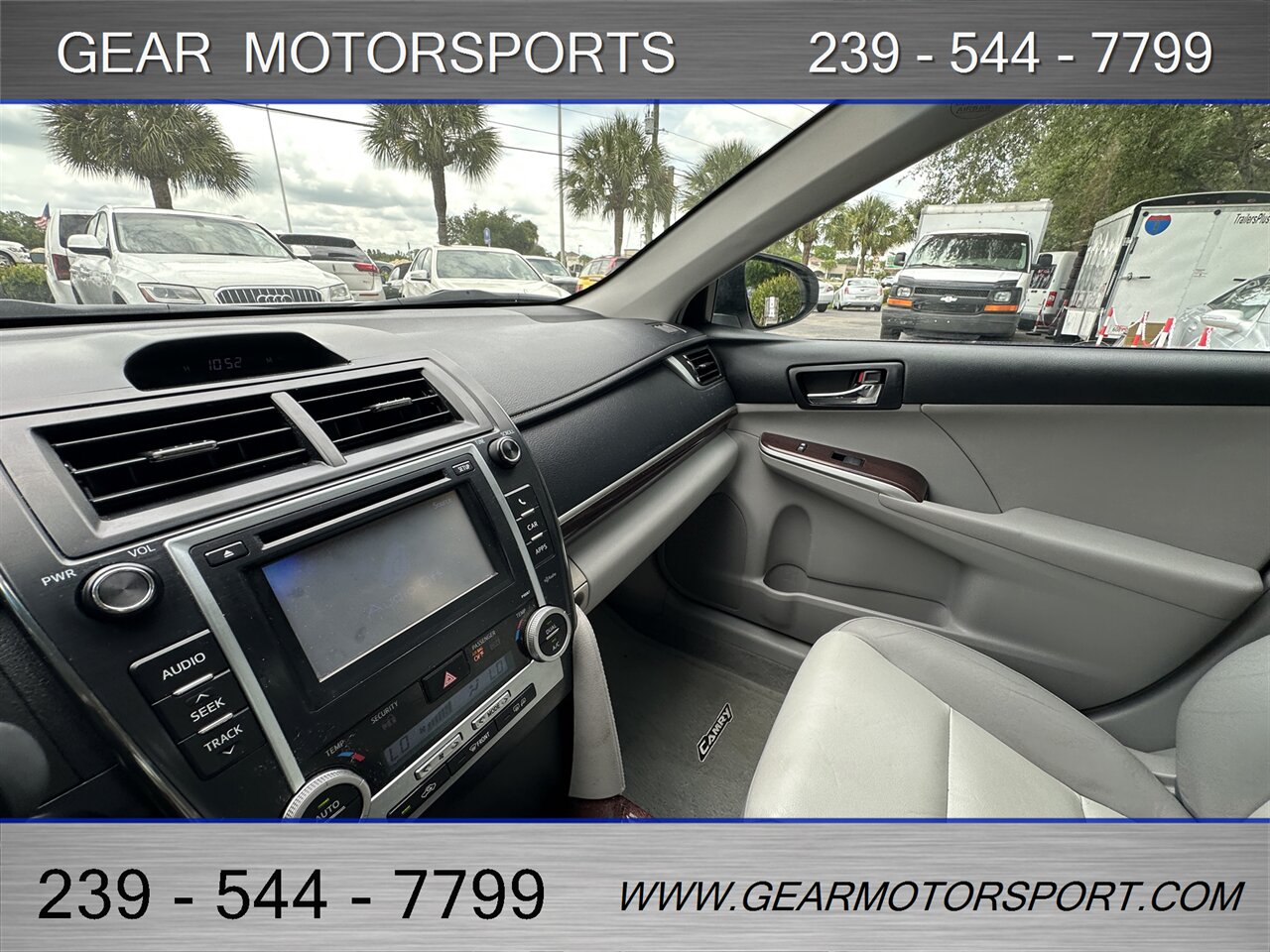 2012 Toyota Camry XLE V6 - Photo 17 - Estero, FL 33928
