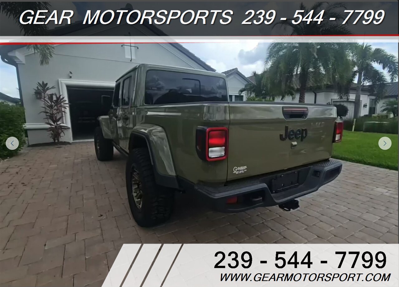 2025 Jeep Gladiator NightHawk 3.6L V6 4WD - Photo 5 - Estero, FL 33928