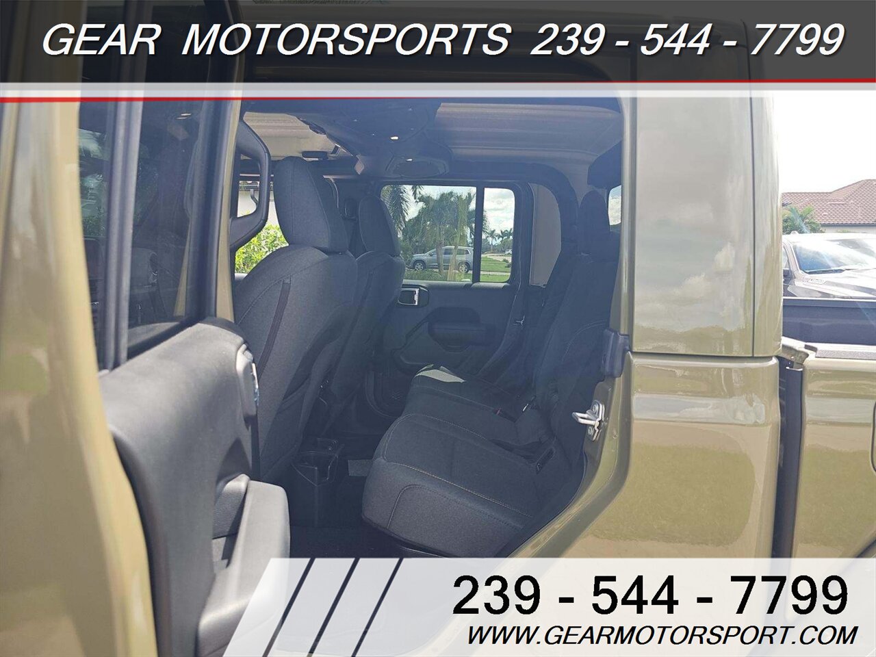 2025 Jeep Gladiator NightHawk 3.6L V6 4WD - Photo 11 - Estero, FL 33928